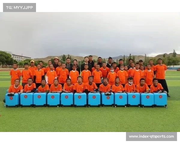 北京朝阳“珠峰少年”代表谈体育如何塑造意志力